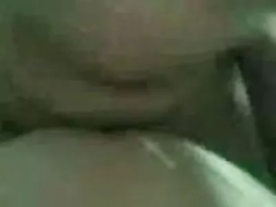 பொம்மை ஒல்லியான பெண் வேடிக்கை பிறகு பங்குதாரர் பல்லஸ்